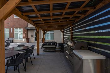 Grilling lounge